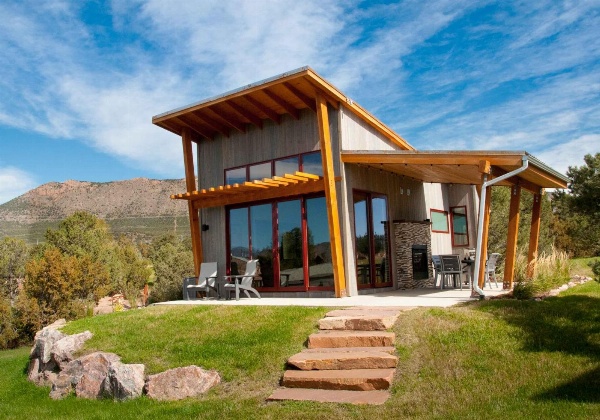 Royal Gorge Cabins image 2