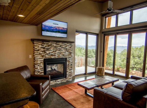 Royal Gorge Cabins image 68