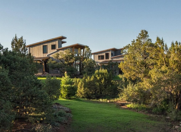 Royal Gorge Cabins image 9